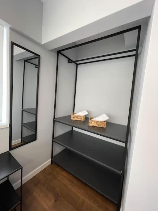 Voyage Penthouse Lägenhet Tirana Exteriör bild